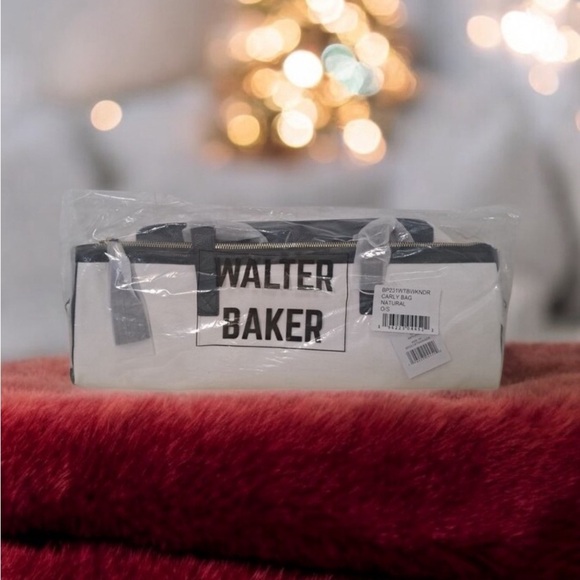 Walter Baker Carly Day Tripper Tote Bag NWT - Picture 12 of 12